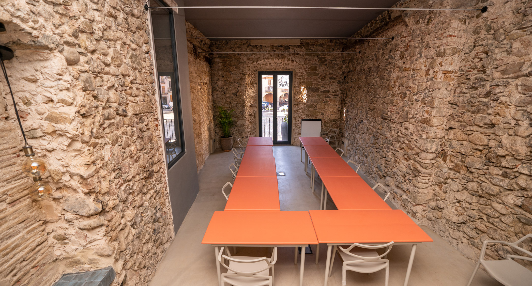 CAN MOLINER, LA SEU DE BIA LIVE CENTRE DE SALUT